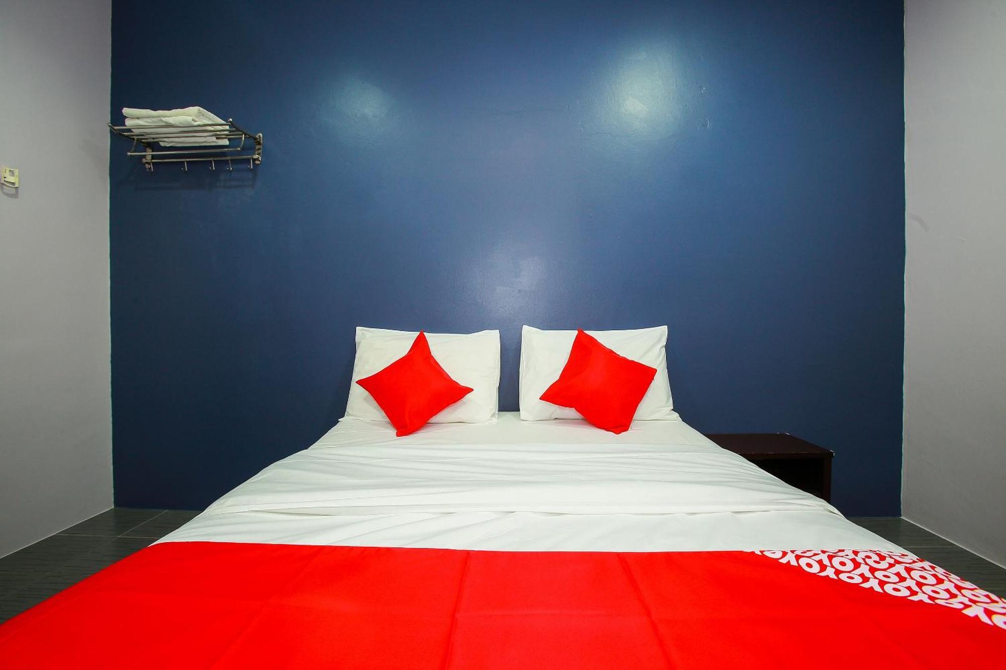 Oyo 89332 De Hotel Teluk Intan Εξωτερικό φωτογραφία