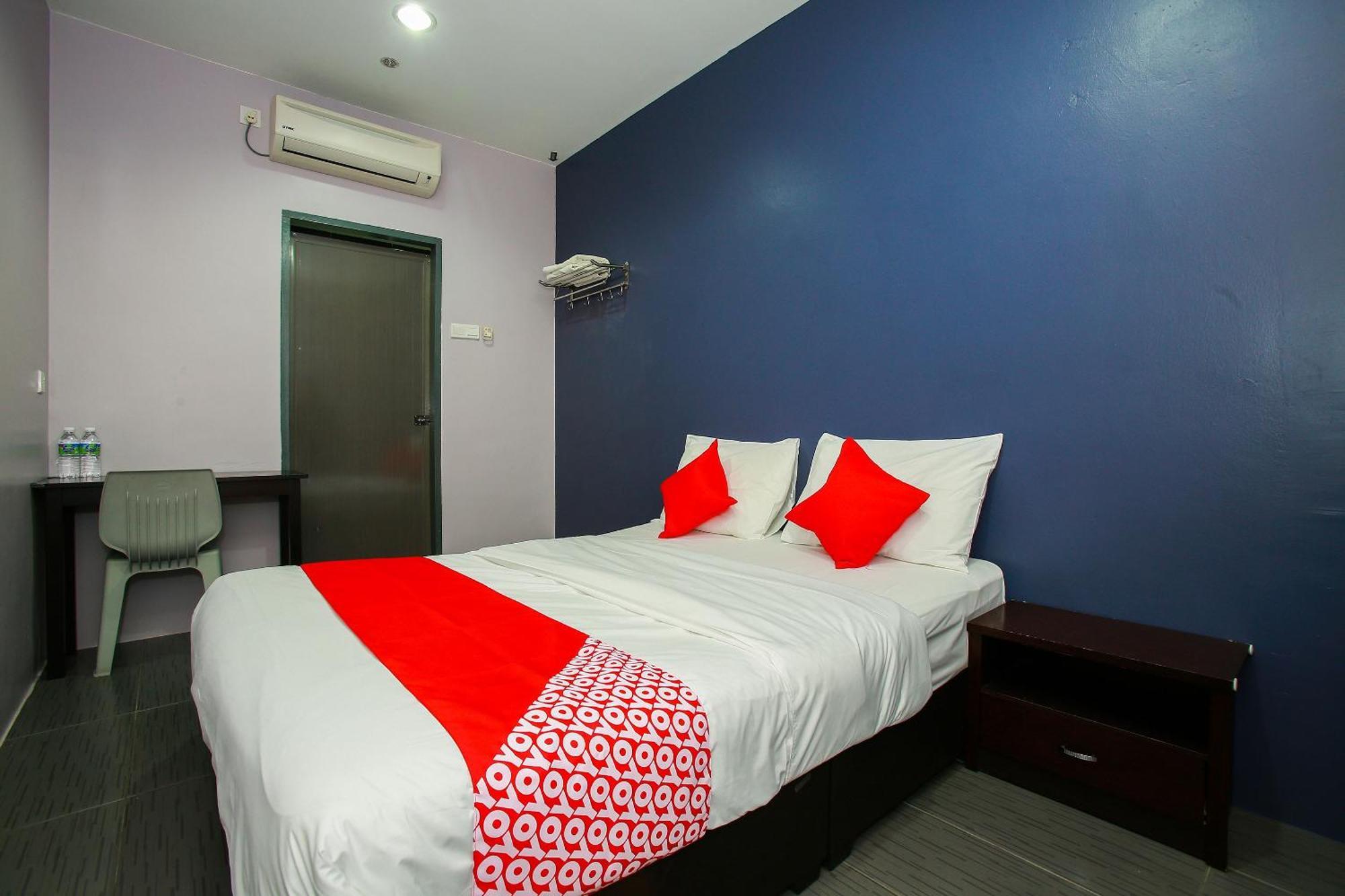 Oyo 89332 De Hotel Teluk Intan Εξωτερικό φωτογραφία